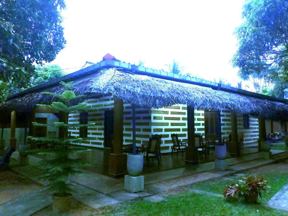 Elephant Paradise Safari Bungalow Удавалаве Экстерьер фото